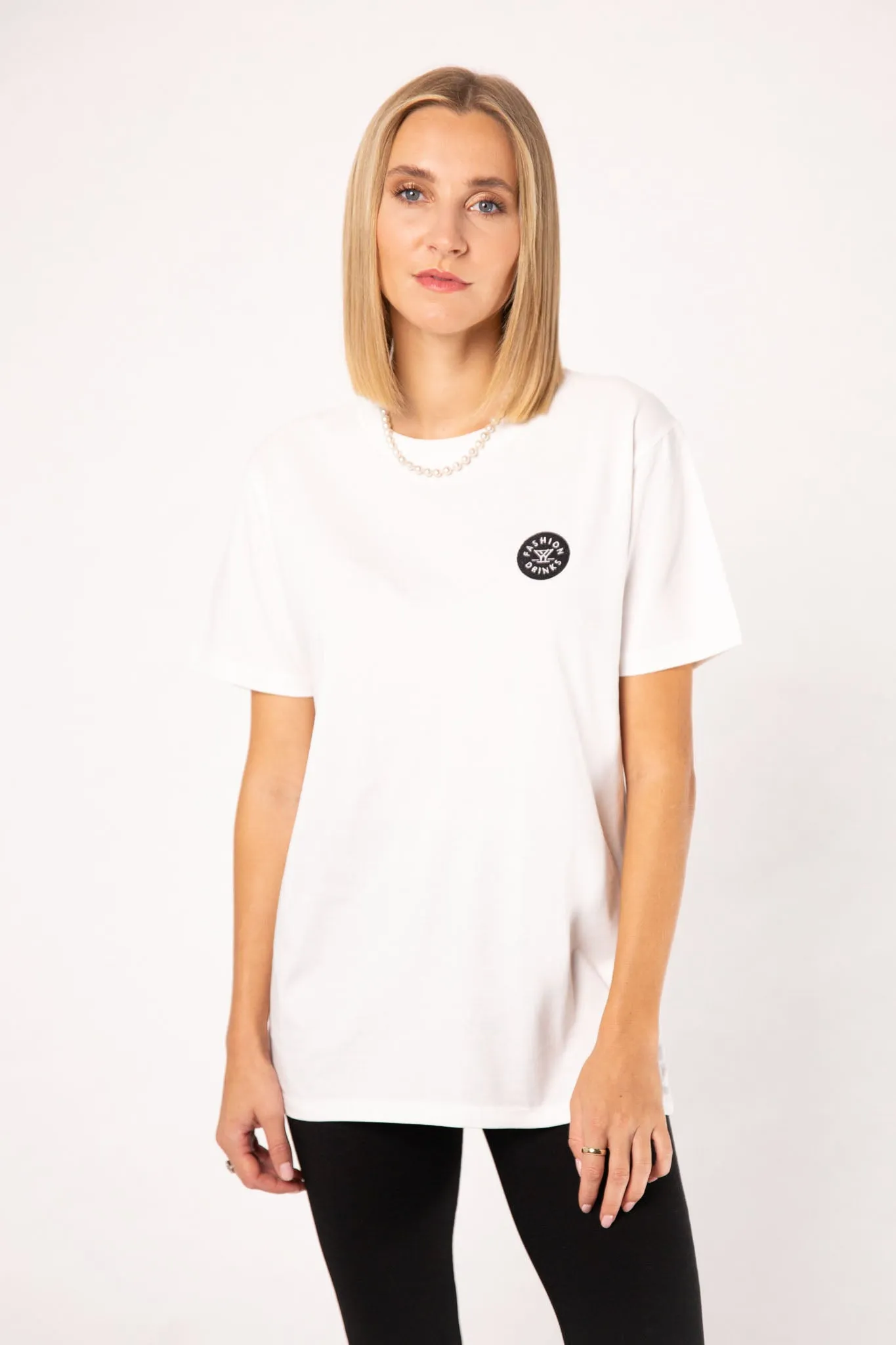 Fashion Drinks | Besticktes Frauen Oversized Bio Baumwoll T-Shirt