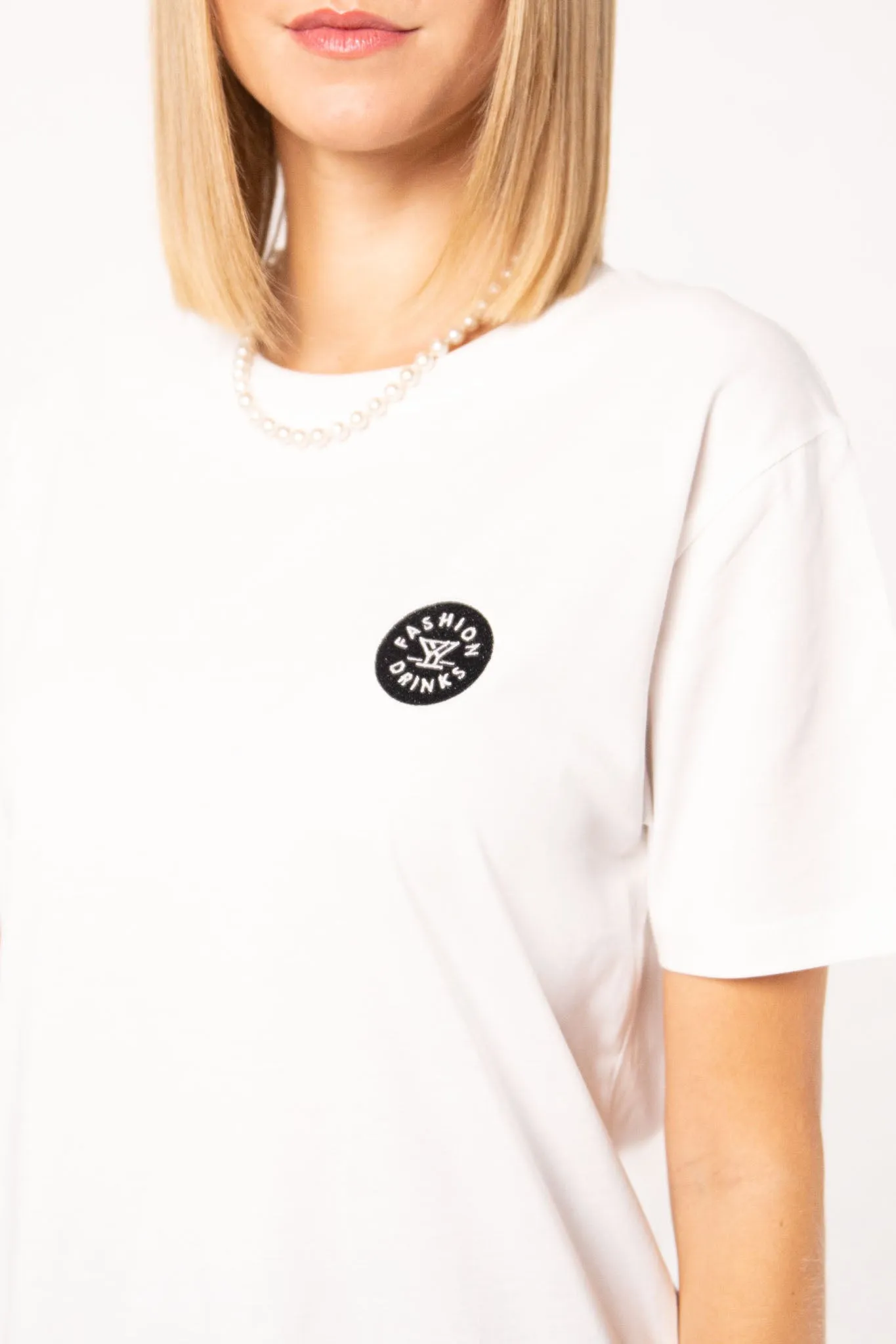Fashion Drinks | Besticktes Frauen Oversized Bio Baumwoll T-Shirt