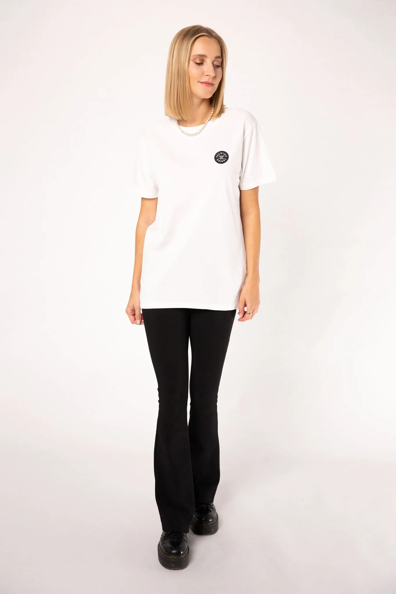 Fashion Drinks | Besticktes Frauen Oversized Bio Baumwoll T-Shirt