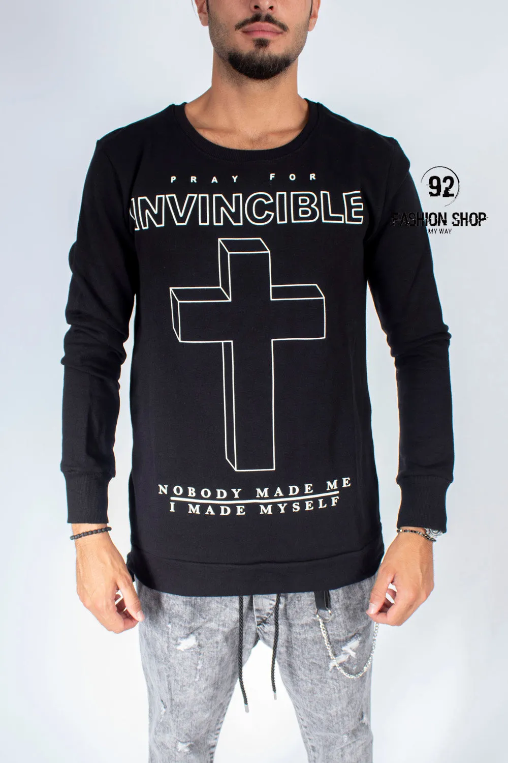 FELPA UOMO BLACKSVNDAY INVINCIBLE NERA CON SCRITTE E CROCE ANTERIORE E SCRITTA FONDO SCHIENA ART. FE54