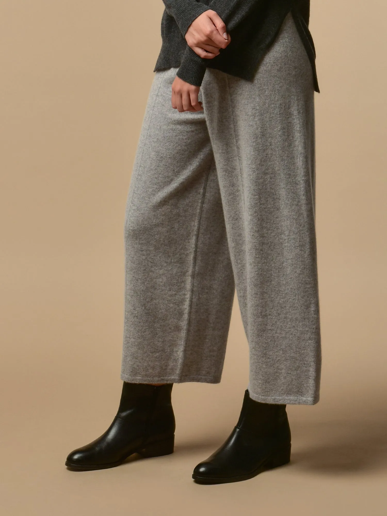 Loose Fit Pants_Light Grey