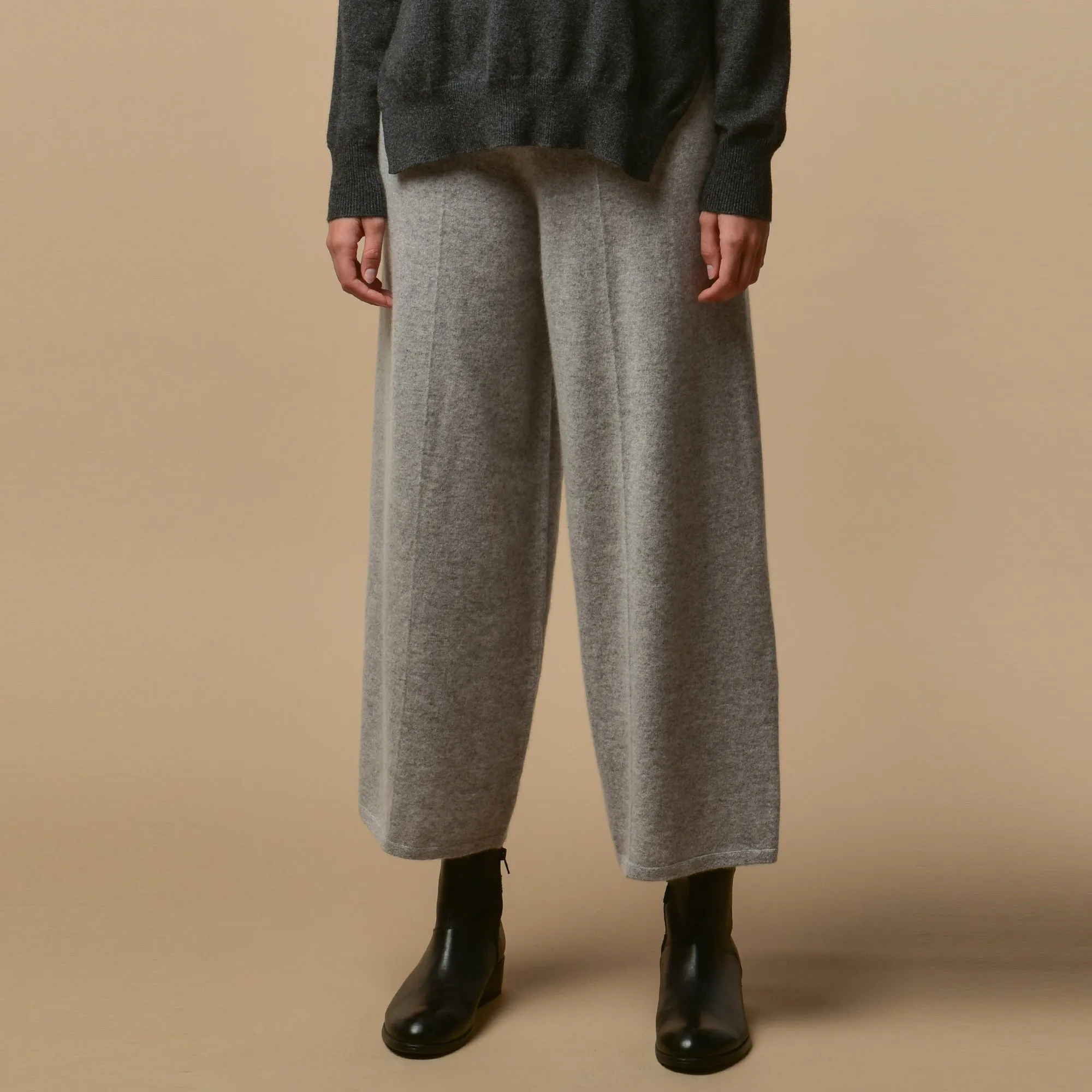 Loose Fit Pants_Light Grey