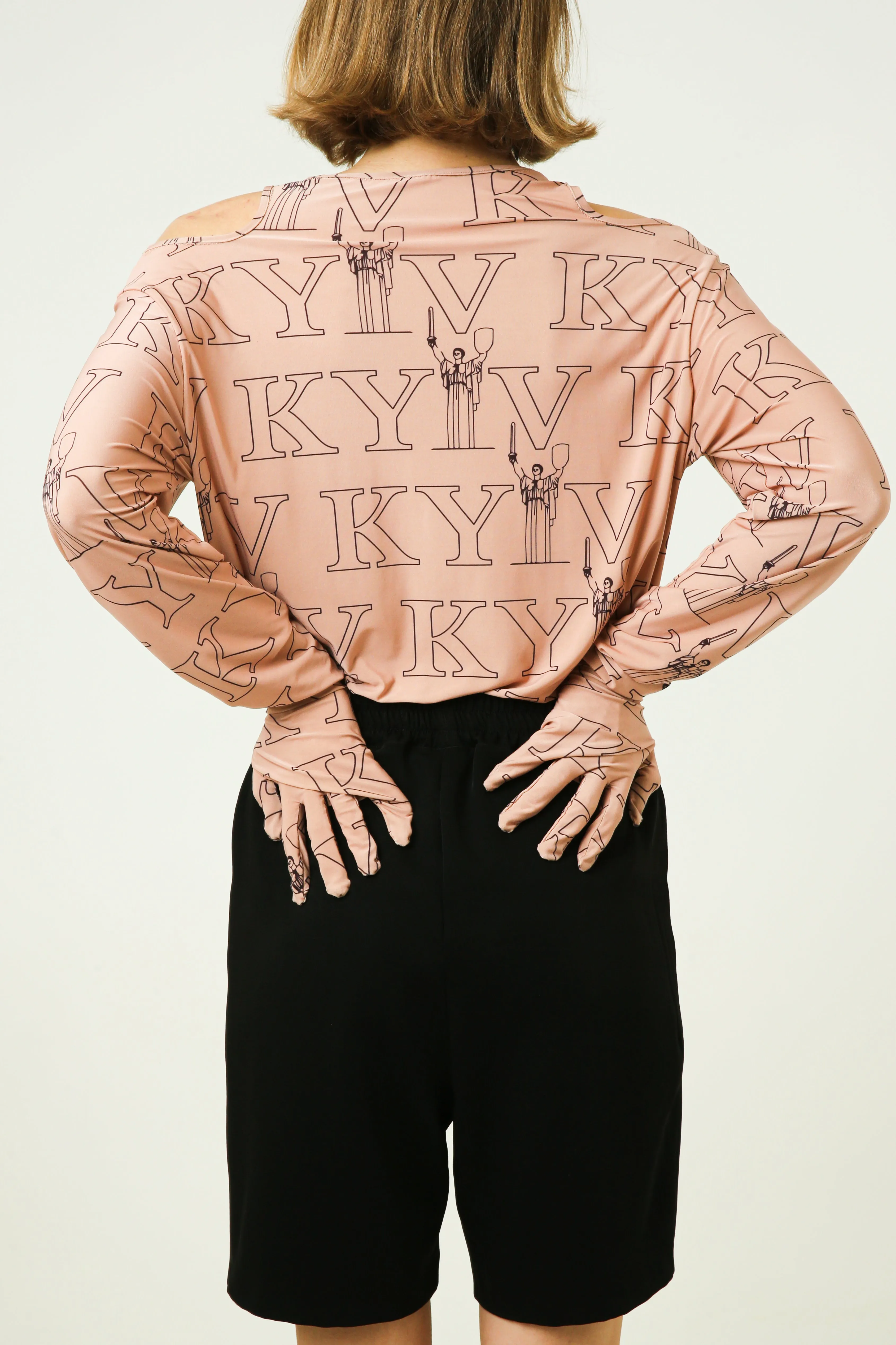 Loose off-the-shoulder longsleeve