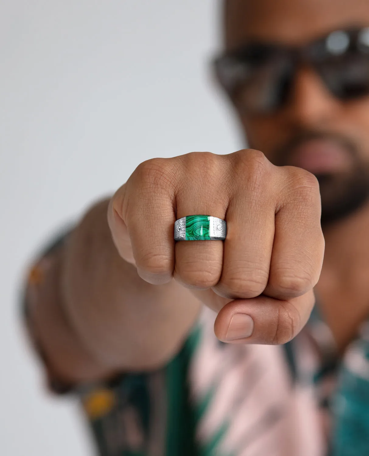 MONTANA Gold Signet Ring with 1.25ct Malachite and Diamonds
